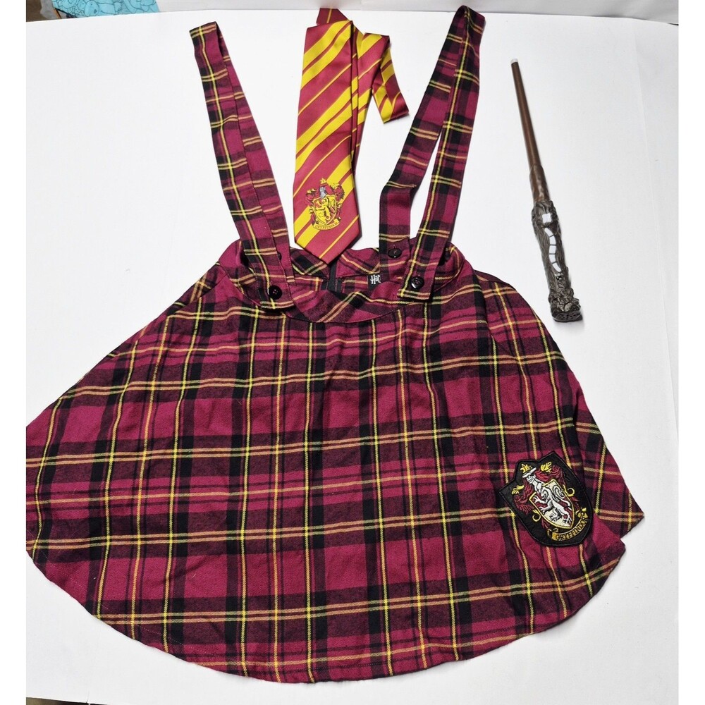 ​Harry Potter Gryffindor Overall Skirt Tie Wand Light Sound Costume Set Adult S